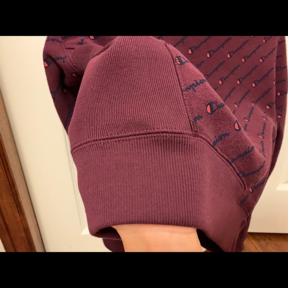 Like New Champion Women Print Sweatershirt - Picture 3 of 8